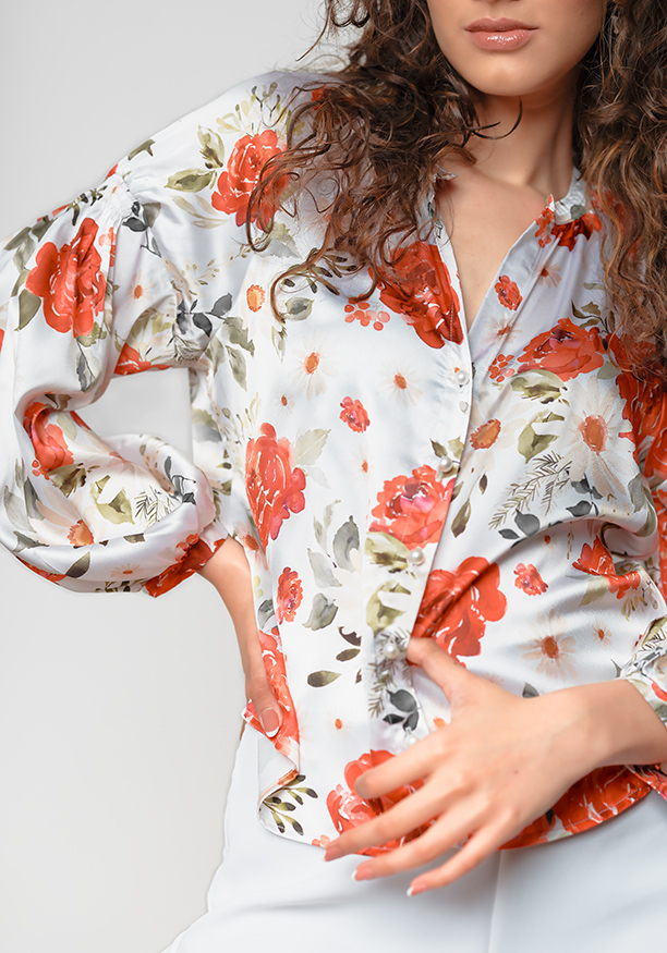 WENDY LAPEL COLLER FLORAL BLOUSE